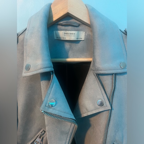 New never worn Zara vegan light blue moto jacket - Picture 3 of 7